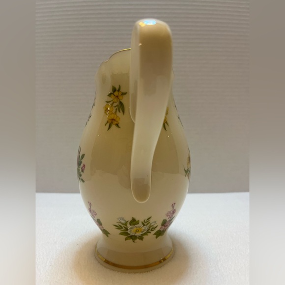 Lenox Constitution Pitcher with Gold Accents - Picture 9 of 14